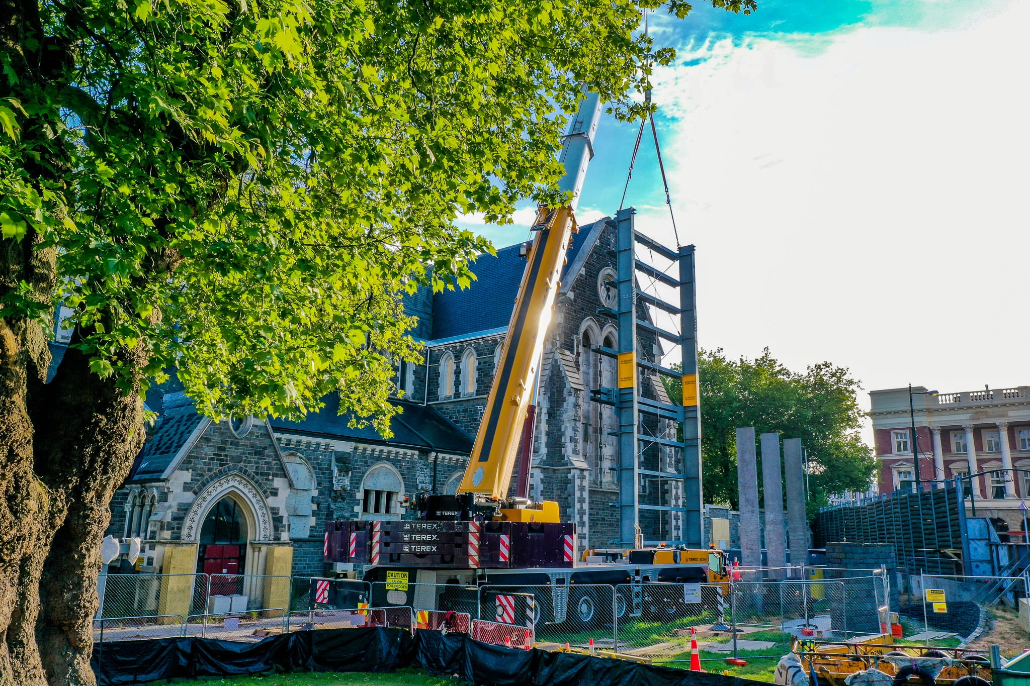 vip_steel_christchurch_cathedral_south_wall_frame_23:10:20_small_54