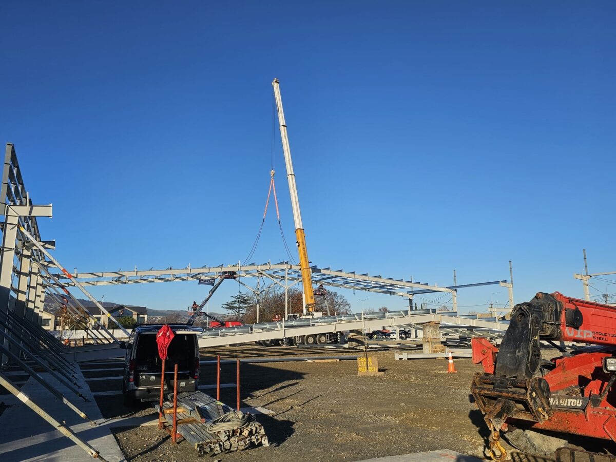 VIP_structural_Steel_Project_Mitre_10_mega_Brougham_st_17