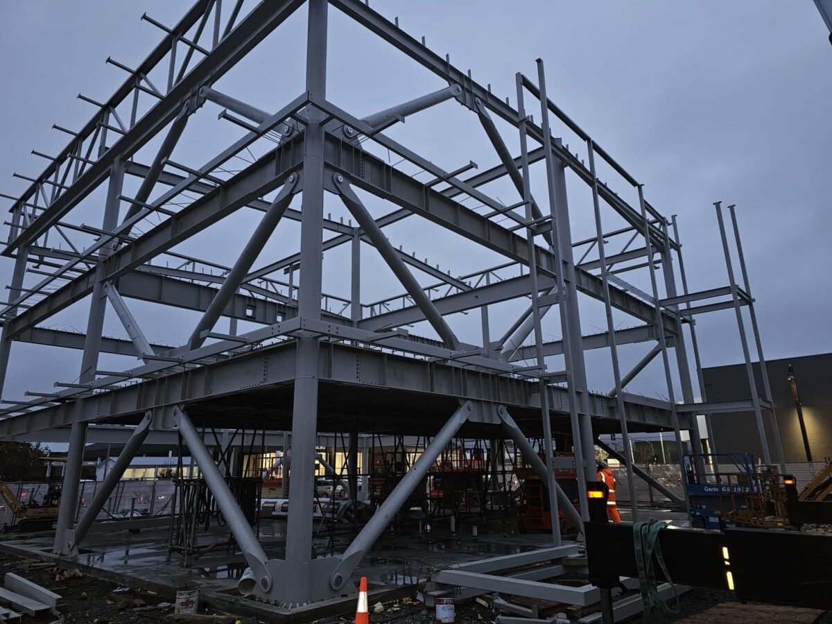 VIP_structural_Steel_Project_lexus_showroom_1